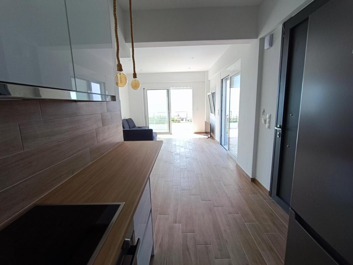 Evilenia Luxury Apartments 卡拉马塔 外观 照片